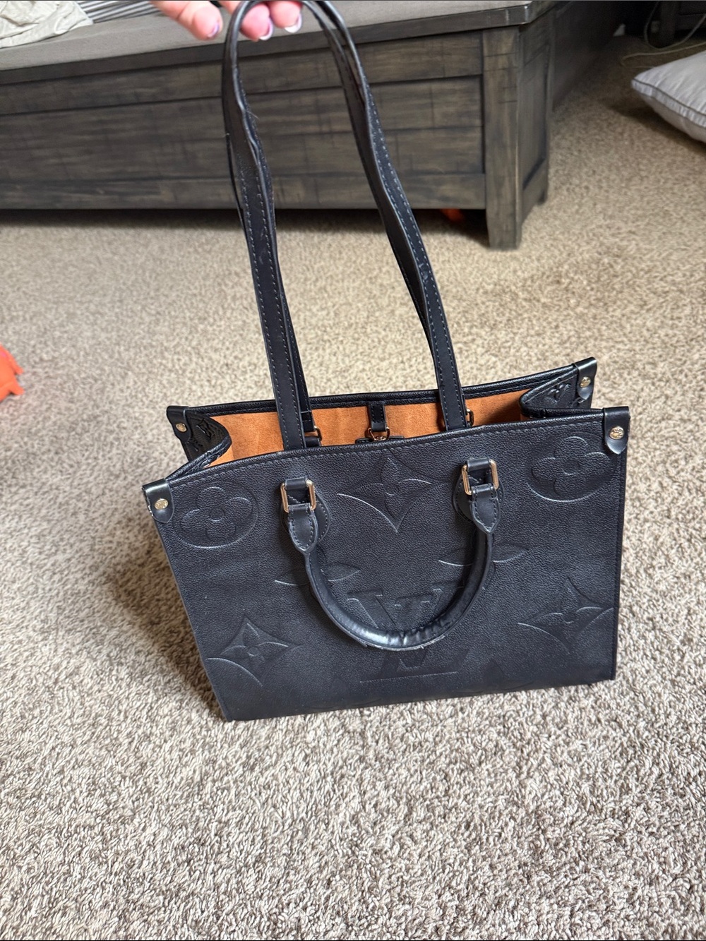 Louis Vuitton On The Go MM Black Embossed Monogram Tote - Picture 5 of 5